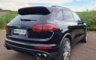 Porsche Cayenne SE hybride 416CV